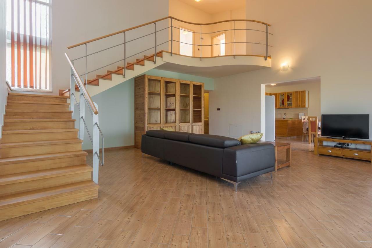 Holiday Home Matela Задар Экстерьер фото